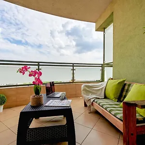 Family With A Terrace On Aleje Jerozolimskie Apartament